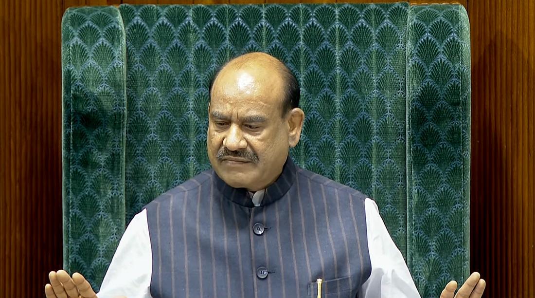 विपक्ष के हंगामे पर स्पीकर ओम बिरला बोले- 'महात्मा गांधी से लें प्रेरणा', लोकसभा की कार्यवाही दोपहर 12 बजे तक स्थगित