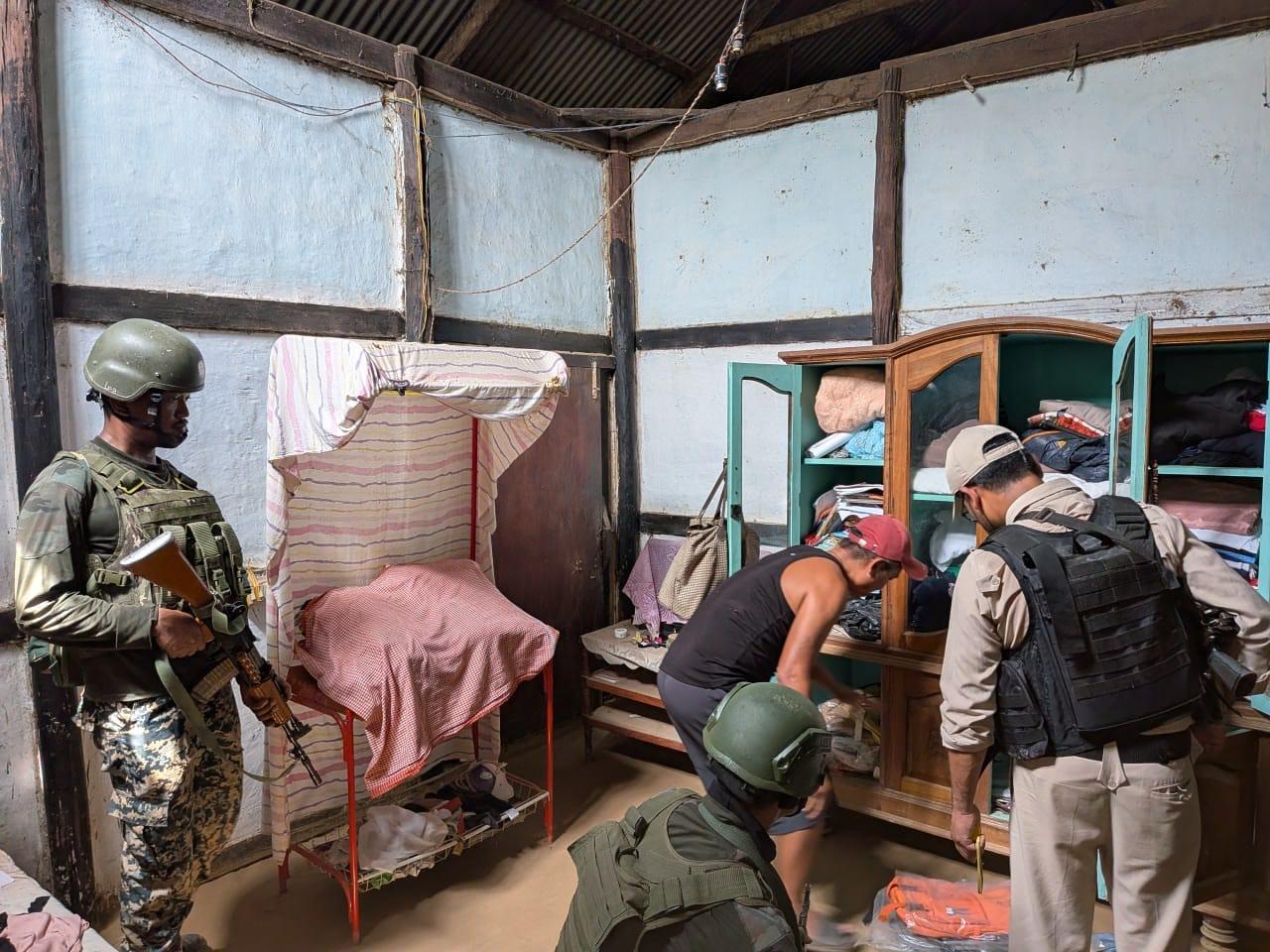 मणिपुर में असम राइफल्स का सर्च ऑपरेशन : सेना, बीएसएफ और पुलिस के साथ मिलकर उग्रवादियों के खिलाफ कार्रवाई तेज