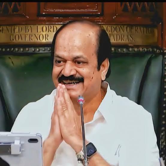तमिलनाडु विधानसभा के स्पीकर ने दलबदल मामले में एआईएडीएमके के चार पूर्व विधायकों से स्पष्टीकरण मांगा