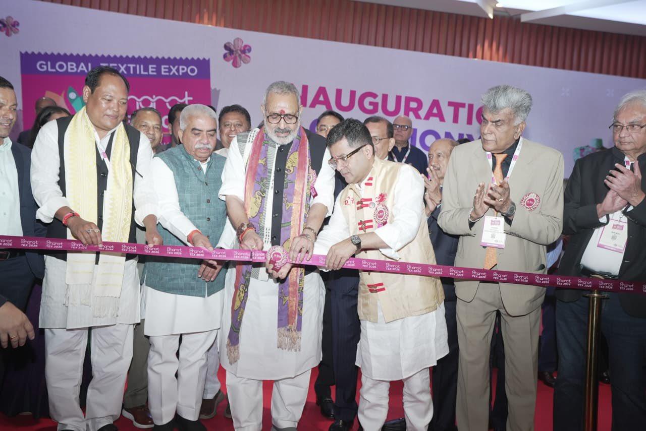 दिल्ली में भारत टेक्स 2026 का आगाज, गिरिराज सिंह बोले-वैश्विक टेक्सटाइल हब बनने की ओर बढ़ रहा भारत