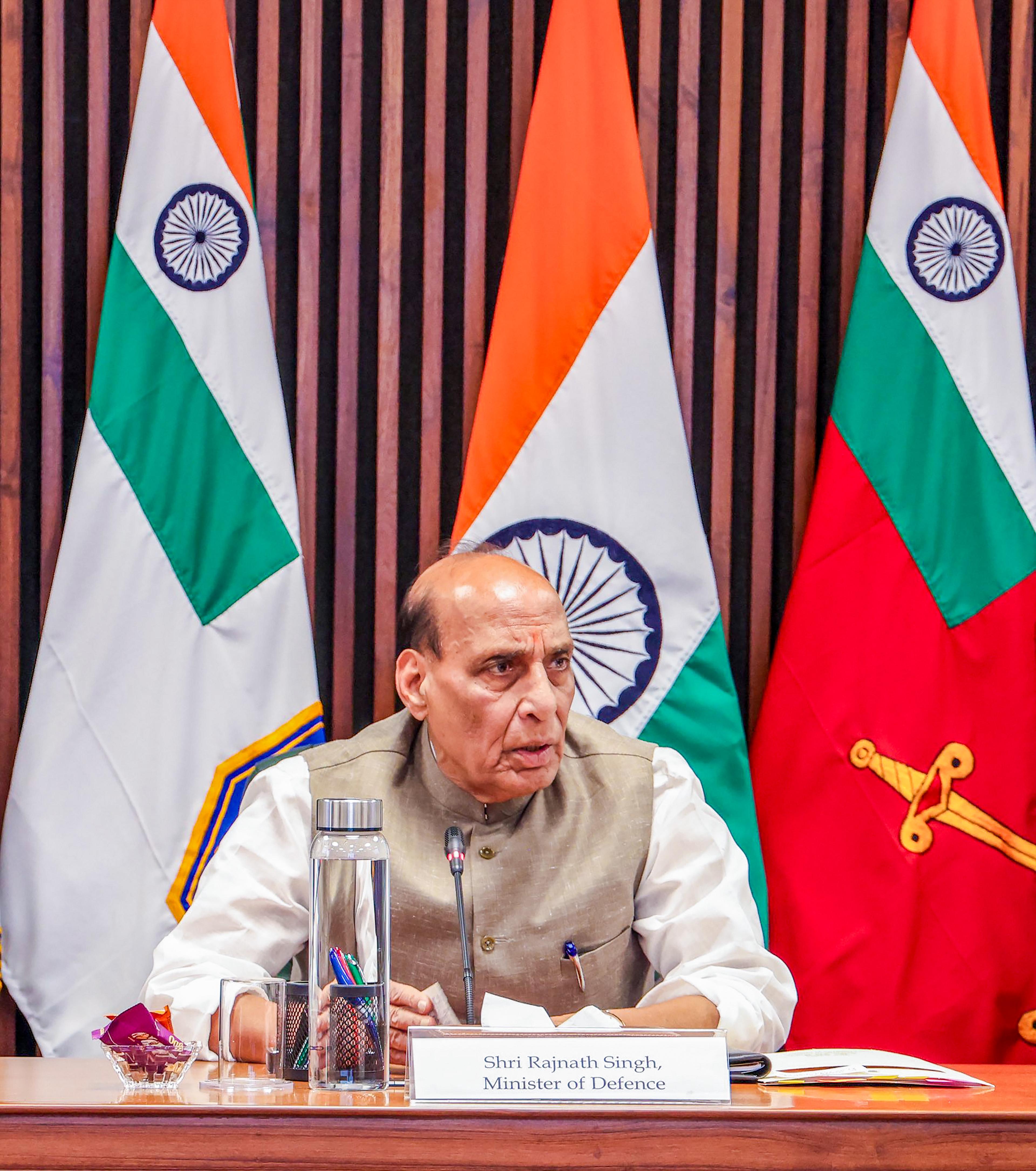 भारतीय सेना की क्षमता बढ़ाने की पहल, 52,000 करोड़ रुपए की रक्षा खरीद परियोजनाओं को मंजूरी