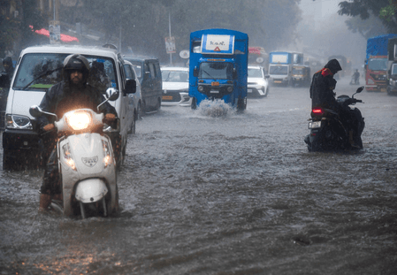 हिमाचल में मानसून के चलते 36 सड़कें बंद, 43 पेयजल योजनाएं प्रभावित